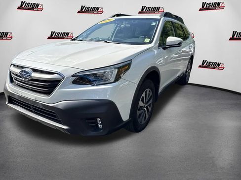 Used 2020 Subaru Outback Premium AWD/4WD image 1