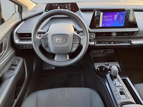 Used 2025 Toyota Prius Limited image 5