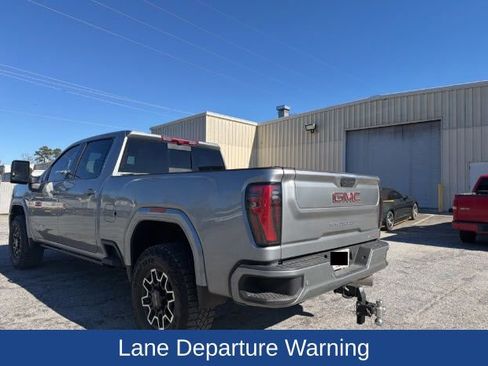 Used 2025 GMC Sierra 2500 AT4 w/ AT4 Premium Plus Package image 5