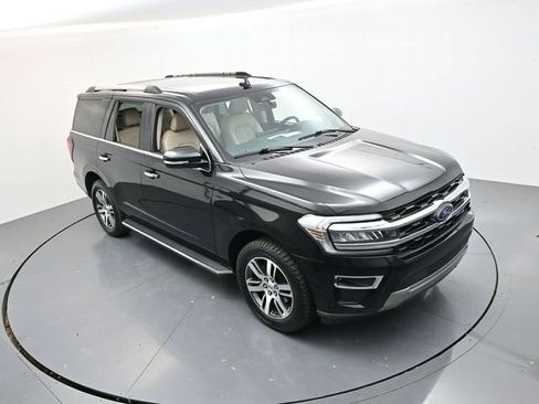 Used 2022 Ford Expedition Limited image 21
