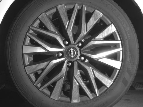 Used 2025 Nissan Altima 2.5 SV image 14