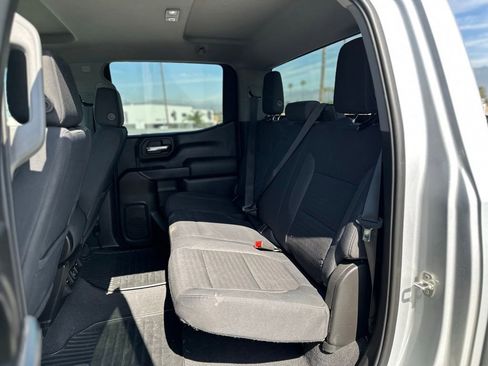 Used 2019 Chevrolet Silverado 1500 LT w/ All-Star Edition image 4