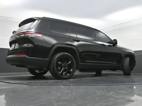 Used 2021 Jeep Grand Cherokee L Laredo RWD image 35