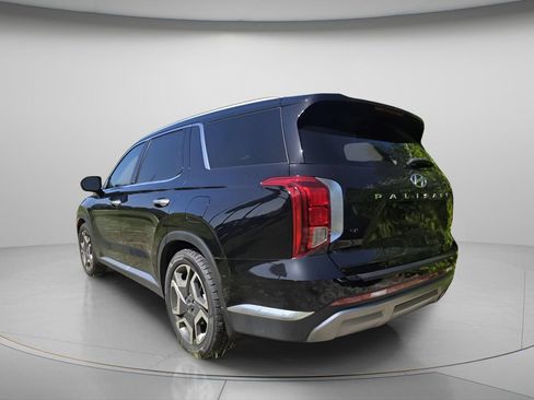 Used 2023 Hyundai Palisade Limited w/ Cargo Package AWD/4WD image 5