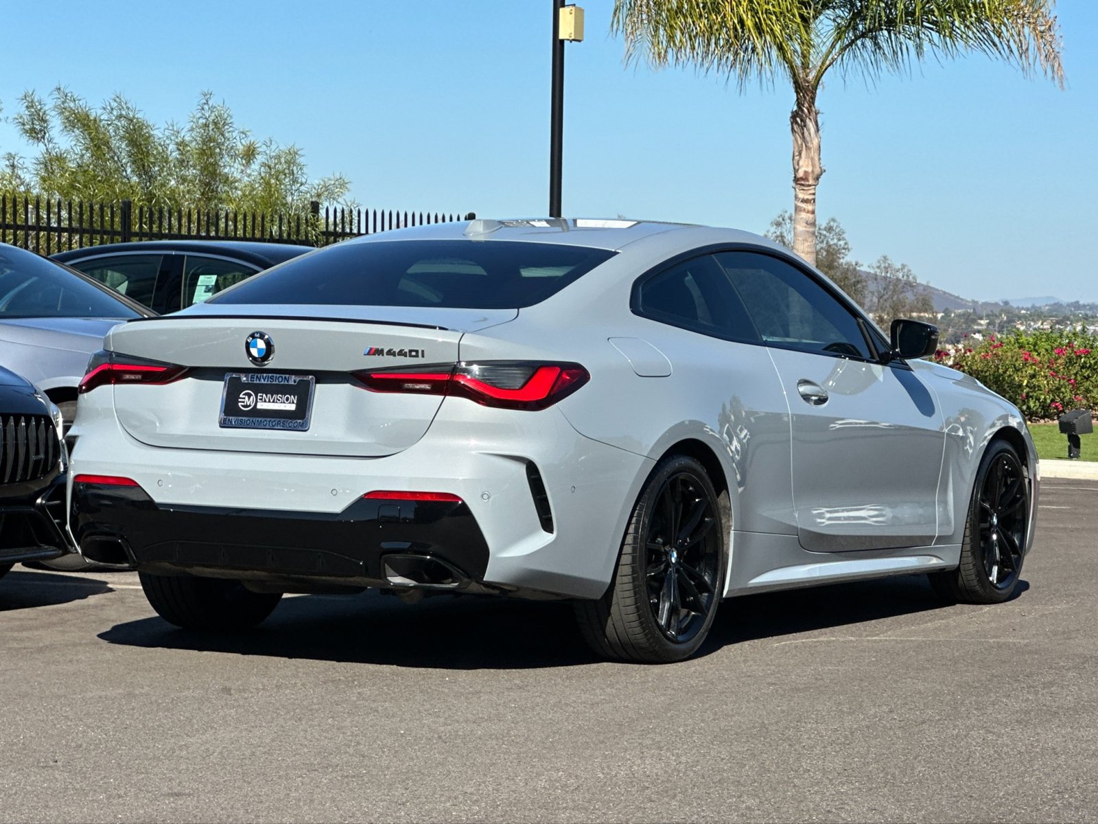Used 2024 BMW M440i Coupe RWD image 3