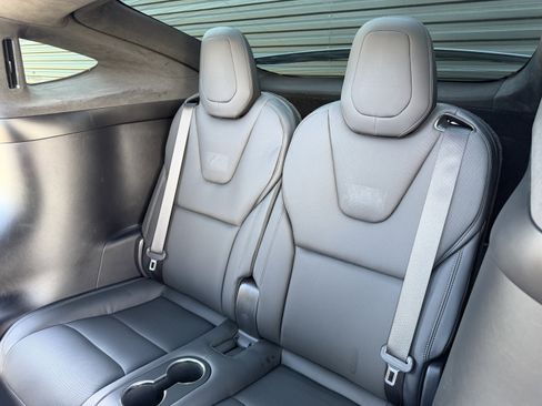 Used 2022 Tesla Model X Plaid image 21