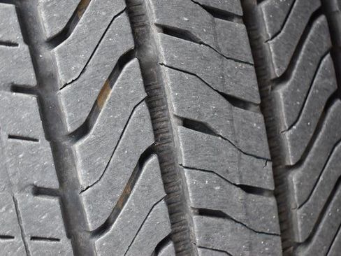 Used 2025 GMC Acadia Elevation image 10