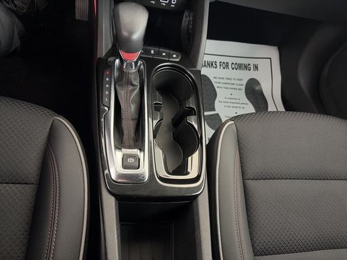Used 2023 Chevrolet TrailBlazer RS FWD image 25
