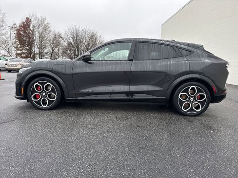 Used 2022 Ford Mustang Mach-E GT image 4