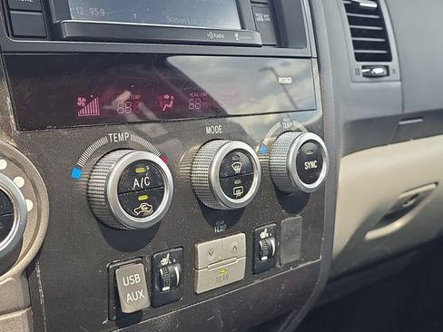 Used 2016 Toyota Sequoia Limited AWD/4WD image 20