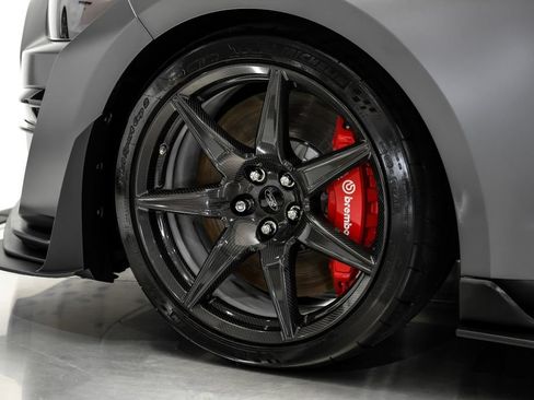 Used 2022 Ford Mustang Shelby GT500 w/ Carbon Fiber Track Pack RWD image 69