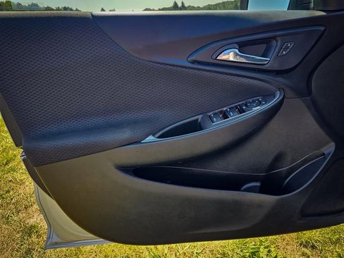 Certified 2021 Chevrolet Malibu LS image 10