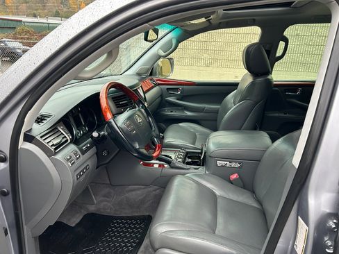 Used 2008 Lexus LX 570 4WD image 9