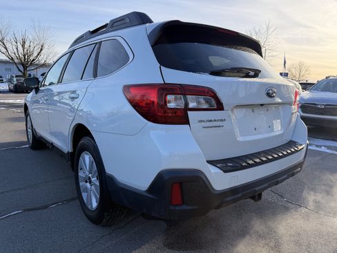 Used 2018 Subaru Outback 2.5i image 8