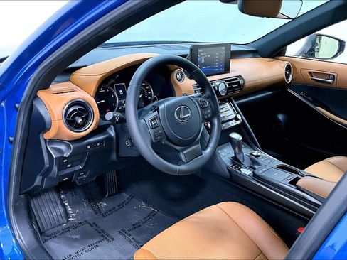 Used 2023 Lexus IS 300 w/ Premium Package RWD image 13