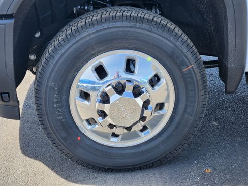 New 2026 GMC Sierra 3500 Denali Ultimate image 8