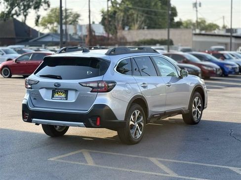 Used 2022 Subaru Outback Limited AWD/4WD image 7