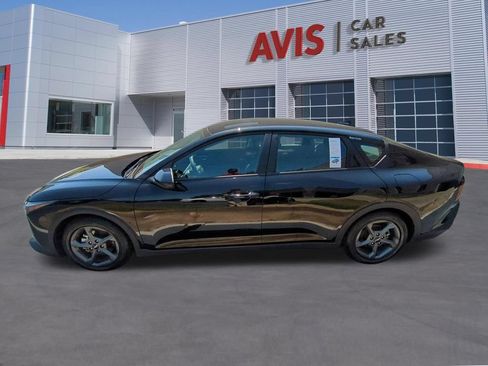 Used 2025 Kia K4 FWD image 10