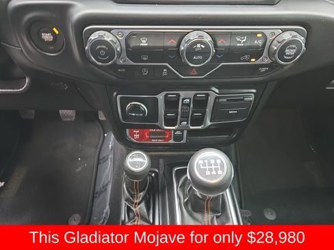 Used 2022 Jeep Gladiator Mojave image 31