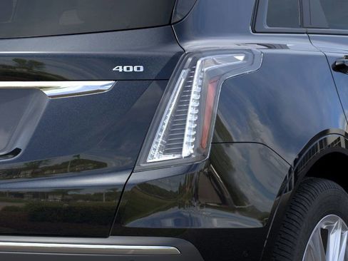 New 2026 Cadillac XT5 Sportv image 11