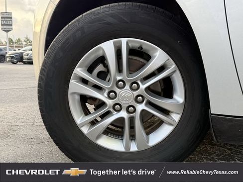 Used 2020 Buick Enclave Essence FWD image 10