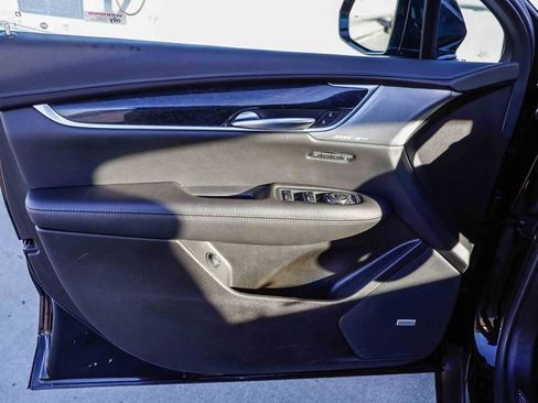 Used 2023 Cadillac XT5 Premium Luxury AWD/4WD image 25