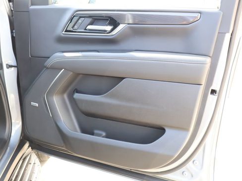 New 2026 GMC Yukon Elevation w/ Elevation Premium Package AWD/4WD image 45