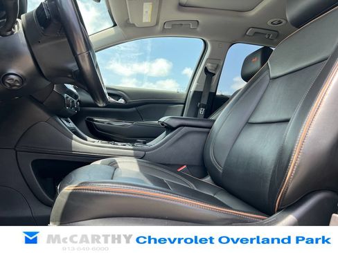 Used 2021 GMC Acadia AT4 w/ Technology Package AWD/4WD image 10