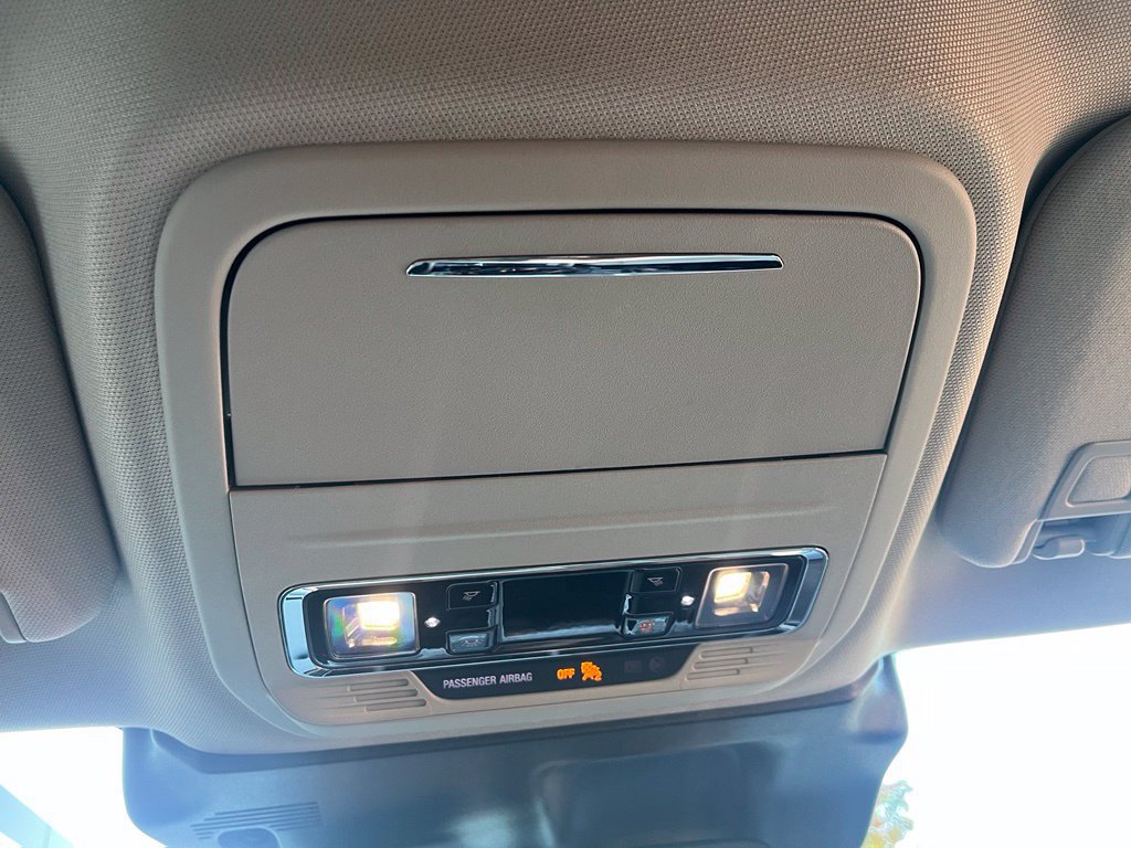 Used 2025 Lincoln Corsair AWD image 36