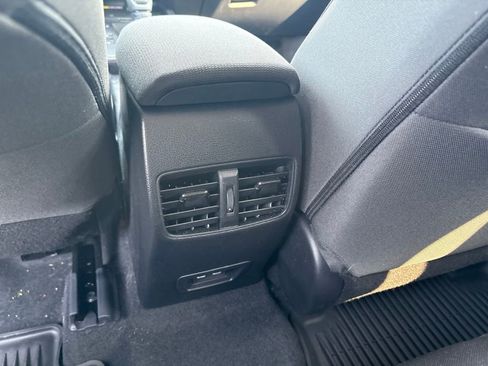 Certified 2026 Toyota Corolla Cross LE FWD image 11