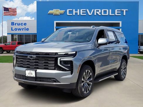 New 2026 Chevrolet Tahoe High Country w/ Sun And Tow Package AWD/4WD image 1