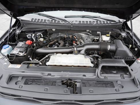 Used 2023 Ford Expedition Max XLT image 44