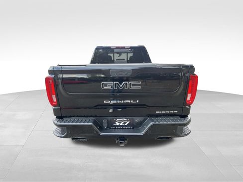 Used 2019 GMC Sierra 1500 Denali w/ Technology Package AWD/4WD image 4
