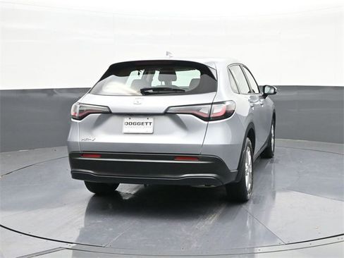 Certified 2024 Honda HR-V LX image 11