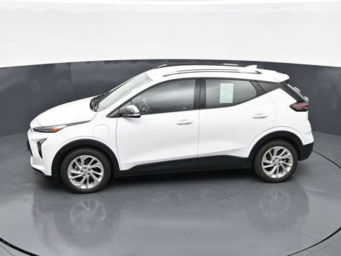 Used 2023 Chevrolet Bolt EUV LT w/ Driver Confidence Package FWD image 31