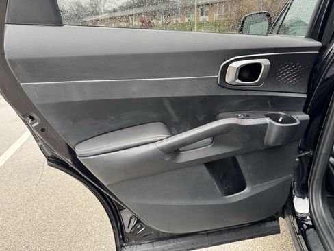 Used 2024 Kia Sorento EX image 34