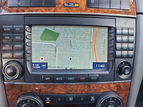 Used 2008 Mercedes-Benz CLK 350 Cabriolet image 17