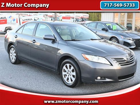Used 2007 Toyota Camry XLE image 1