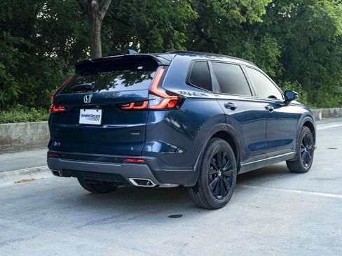 Used 2026 Honda CR-V Sport Touring image 9