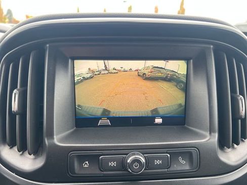 Used 2022 Chevrolet Colorado W/T w/ Custom Special Edition image 24