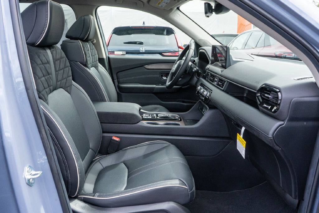 New 2026 Honda Pilot Elite image 17