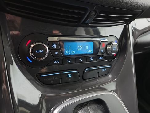Used 2014 Ford Escape Titanium AWD/4WD image 22