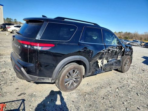 Used 2022 Nissan Pathfinder SV w/ SV Premium Package image 3