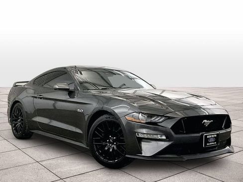 Used 2019 Ford Mustang GT Premium w/ GT Performance Package RWD image 2