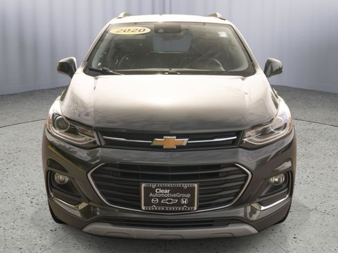 Used 2020 Chevrolet Trax Premier AWD/4WD image 17