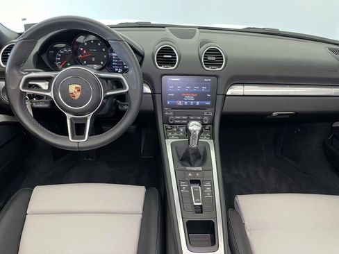 Certified 2023 Porsche 718 Boxster RWD image 21