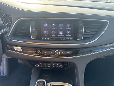 Used 2021 Buick Enclave Premium w/ Sun and Sites Package image 12