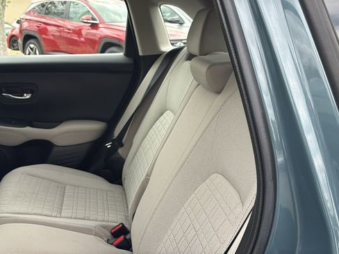 Certified 2025 Honda HR-V LX image 30