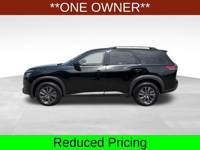 Used 2024 Nissan Pathfinder SV AWD/4WD image 4