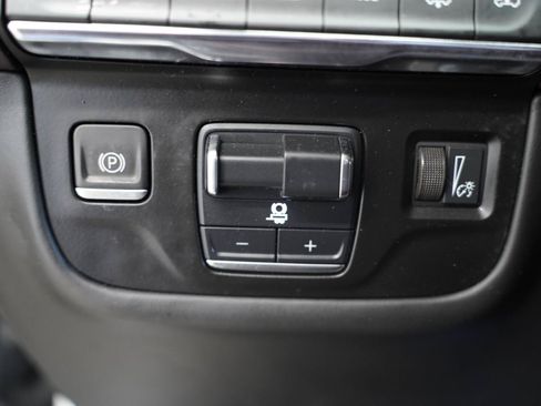 Used 2021 Cadillac Escalade Sport Platinum AWD/4WD image 23